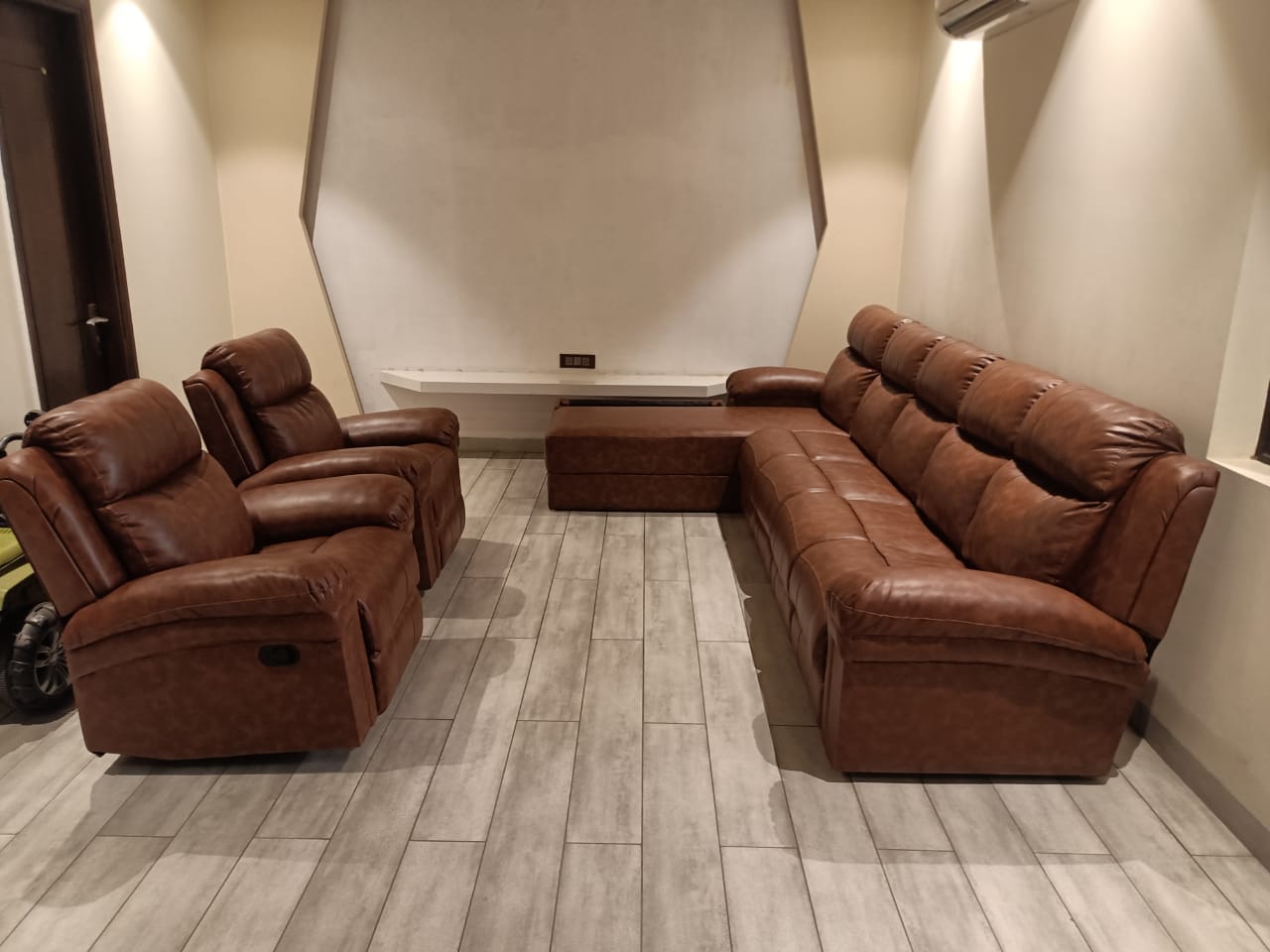 Faridabad Home Theatre Recliner Installation #5 &mdash; Sky Recliners